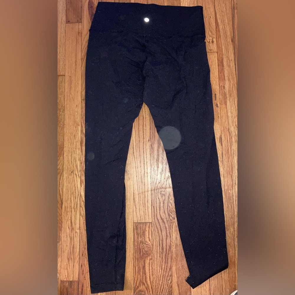 LIKE NEW Lululemon Leggings Wunder Under 28” Size 10